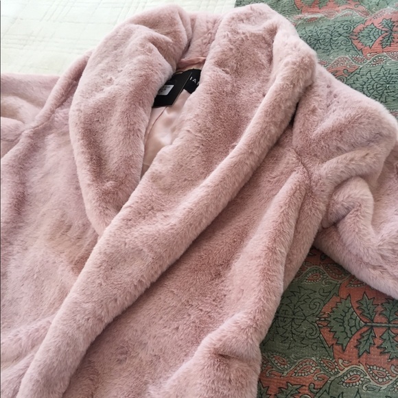 Silky Blush Pink Faux Fur Coat - Picture 6 of 12